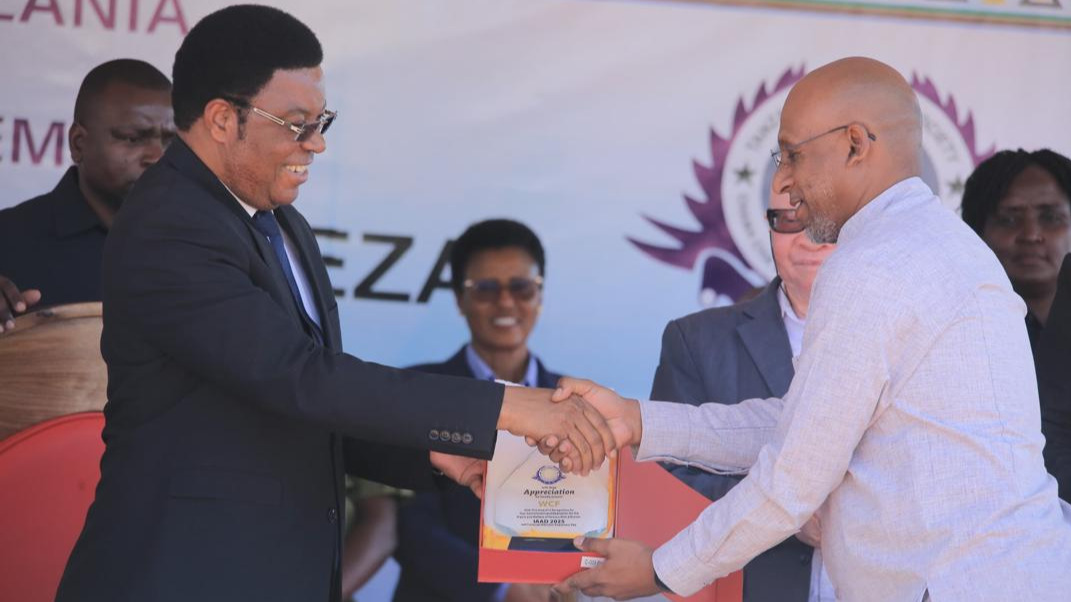 WAZIRI MKUU AIPONGEZA WCF KWA KUIGUSA JAMII YA WENYE UALBINO